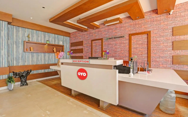OYO 70390 Jayam Ooty Residency