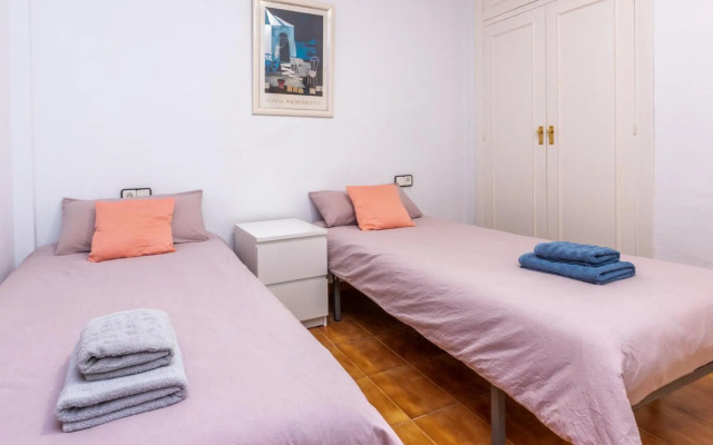 Tranquilo apto 2habs con WIFI AC PISCINA