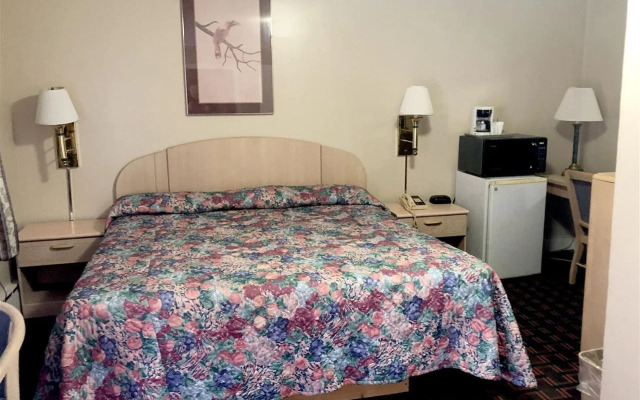 OYO Hotel Starlite Seneca Falls