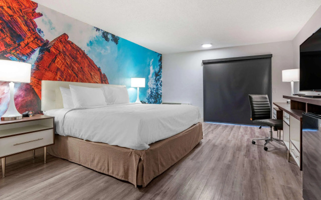 Days Inn Fresno North