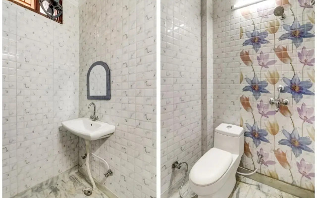 SPOT ON DEL2878 S K Residency