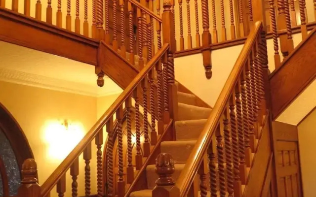 Swallowdale Spa B&B