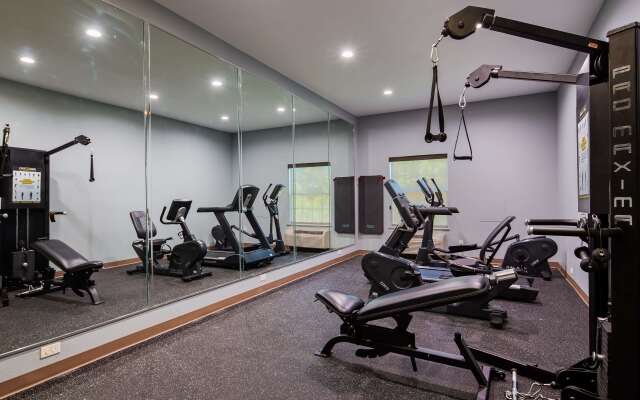 Best Western Ingleside Inn & Suites