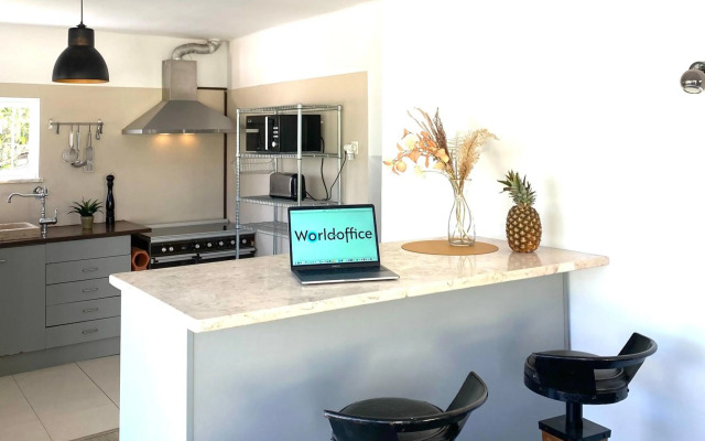 Bela Sesimbra beach house