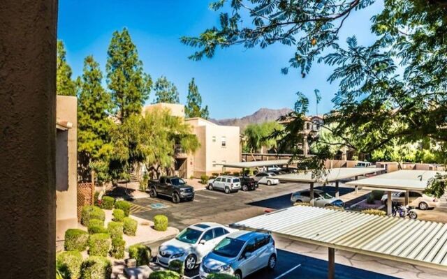 Great North Scottsdale Condo!