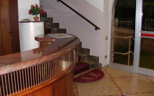 Hotel San Faustino