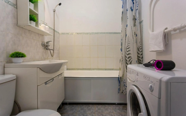 Moment House (Момент Хаус) на улице Беловежская 11