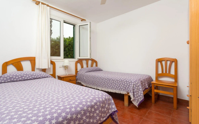 Villa Calitja Dos Large Private Pool Walk to Beach Wifi Car Not Required - 2557 - Villas_and_Bungalows in Ciudadela de Menorca - Photo 5