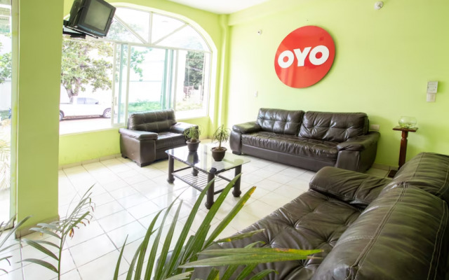 OYO Hotel Estacion,José Cardel,Parque Central Revolución