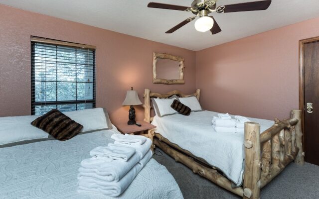 2 Sisters Mountain Home