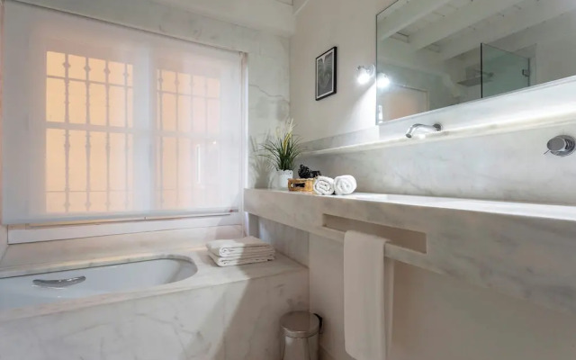 Exclusive House in Seville. Antonia Díaz
