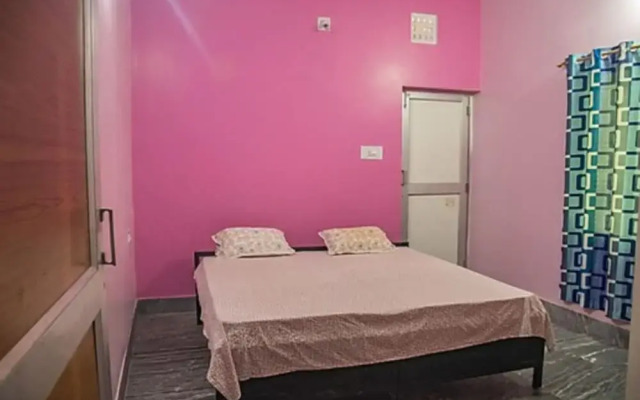Goroomgo PM Guest House Bhubaneswar