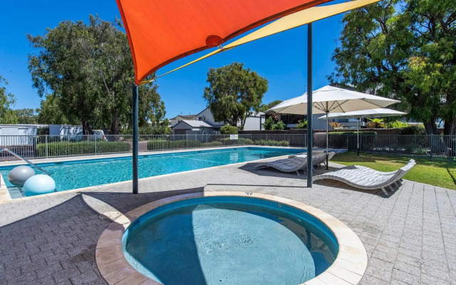 Escape to 64 at Cape View Resort