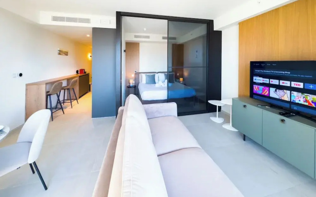 Mercury Suites