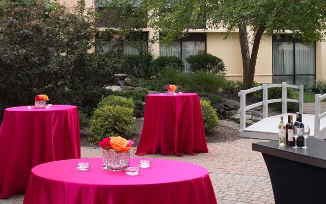 Wyndham Cleveland Airport