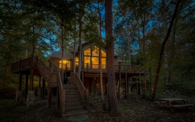 Treehouse on the Rapids by Escape to Blue Ridge