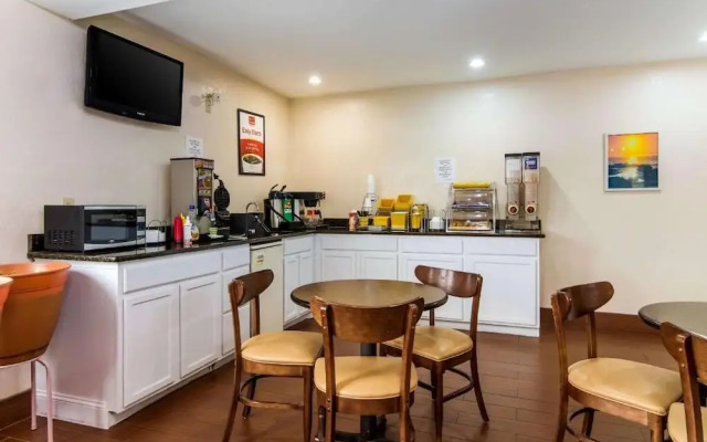 Days Inn La Fayette
