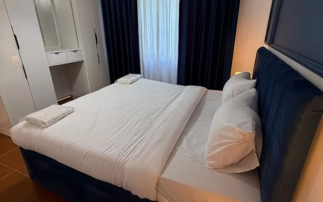 3bedroom Aprt of 200sqm Near Movenpick Hotel Amman