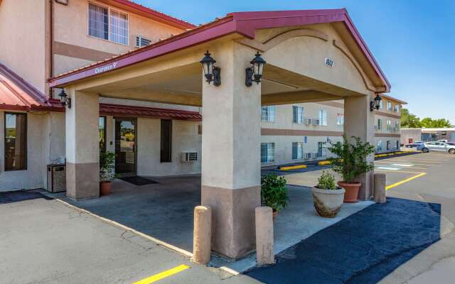 Rodeway Inn Farmington