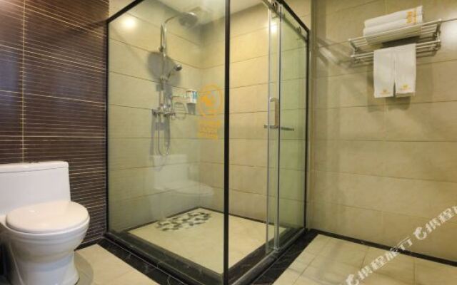 Runhuang 18 Business Hotel