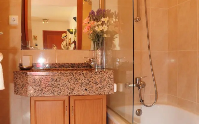 Sweet Home Funchal Center