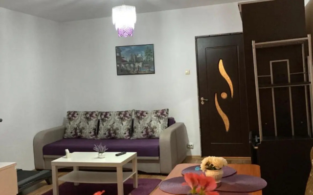 Royal Studio National Arena - Free Parking