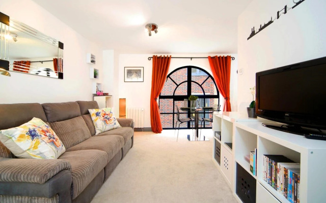 JOIVY Splendid 1 Bedroom Flat near St. Paul's Cathedral
