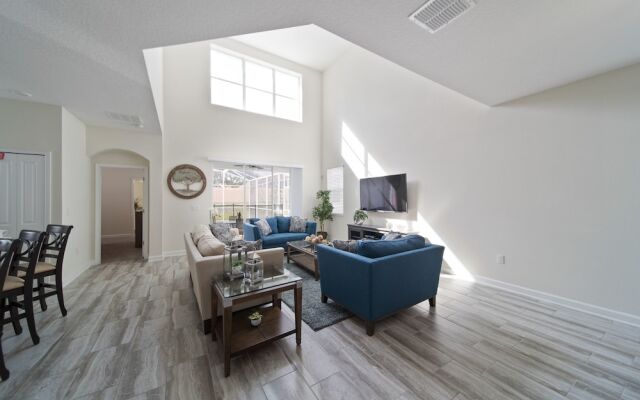 Lovely Vacation Home with Pool CG1646