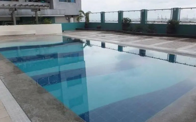 Pearl of the Orient Tower