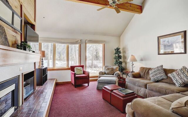 1610 Quicksilver 2 Bedroom Condo by RedAwning