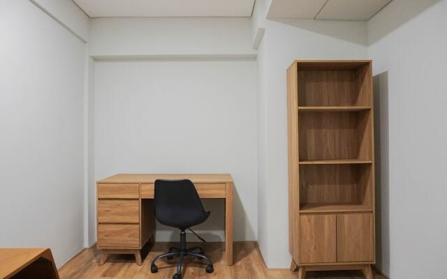 Big And Cozy 3br Apartment at Maqna Residence