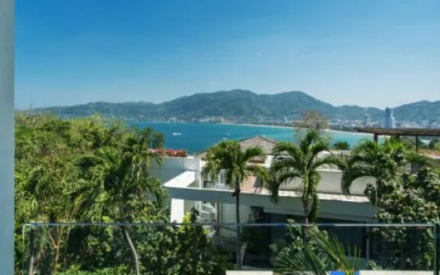New 2Br Condo Bluepoint 8-17 Sea Views