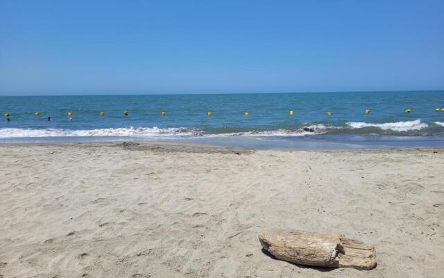 Apartamento duplex frente al mar con playa privada
