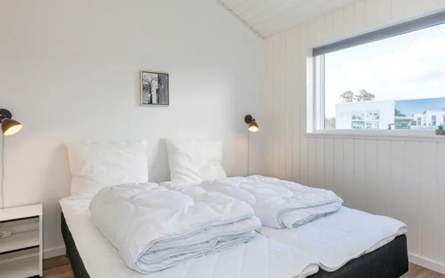5 Star Holiday Home in Albaek