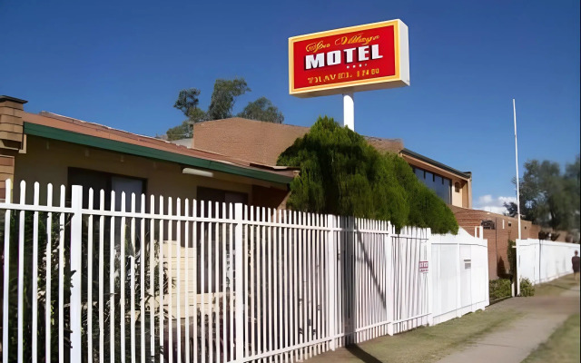 Spa Village Travel Inn