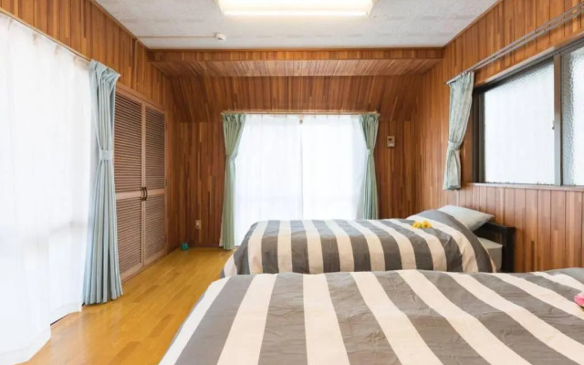 NahaCentaral_10Beds7roomsHouse_190sqm_FreeParking