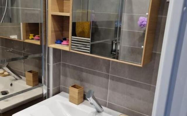 Appartement tout confort entierement renove piscine wifi parking