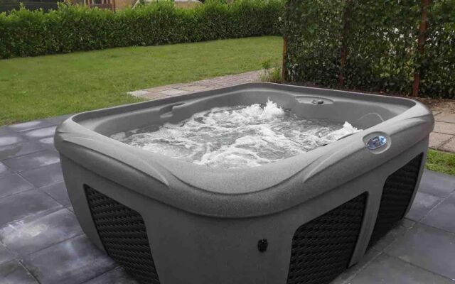 Family Villa Near the Ijsselmeer and Forrest