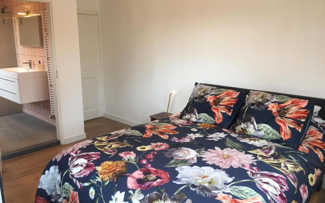 The Farmer's Daughter