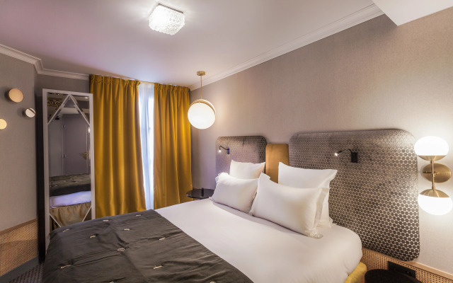 Handsome Hotel