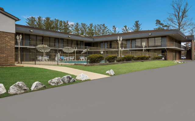 Quality Inn Asheville Airport