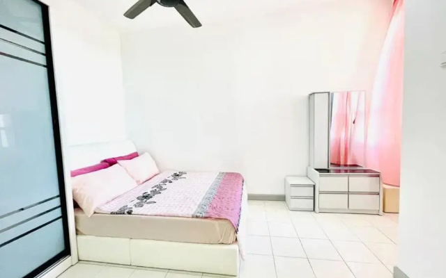 KT CITY HOMESTAY WITH 4 Bedrooms and POOL