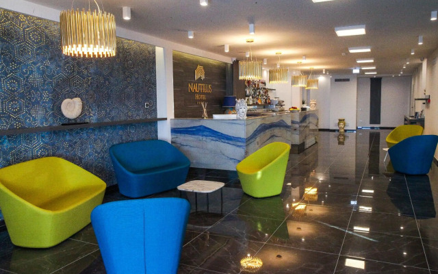 Nautilus Hotel