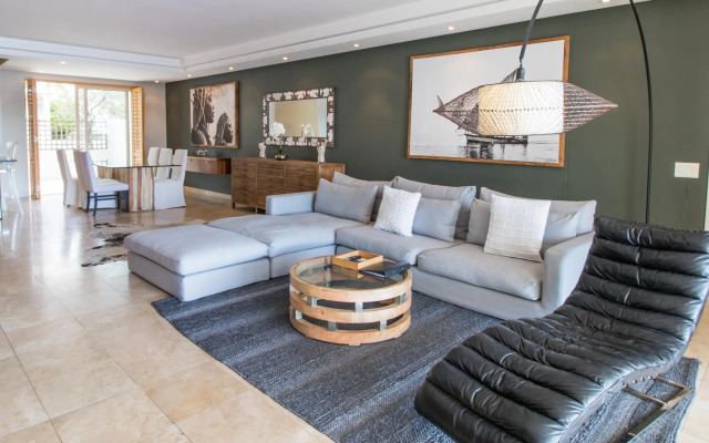 Waterfront Village Aparthotel