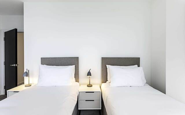 Icon Tower Flat One - North Acton