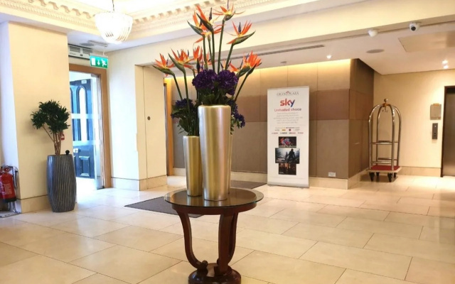 The Park City Grand Plaza Kensington