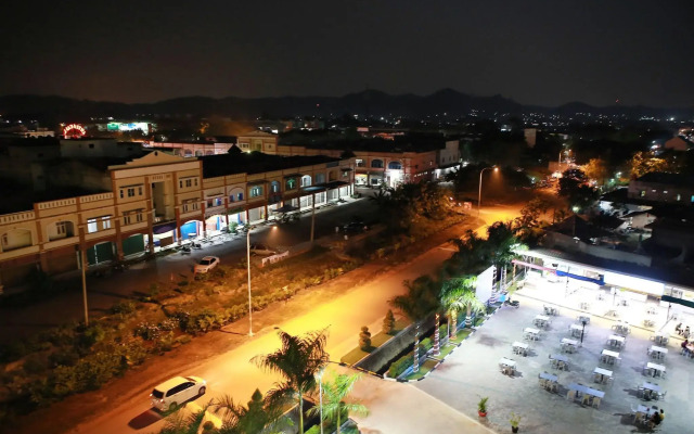 OYO 775 Aviari Hotel
