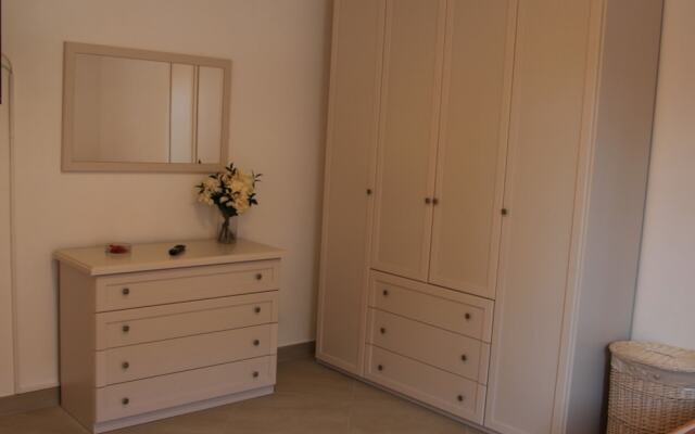 Your Nest in Cornelia