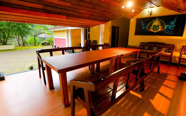 Chandragiri Bungalow by VOYE HOMES