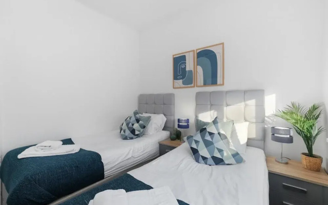 West Ealing SVD Apt. - 2 Bedroom 2 Bath